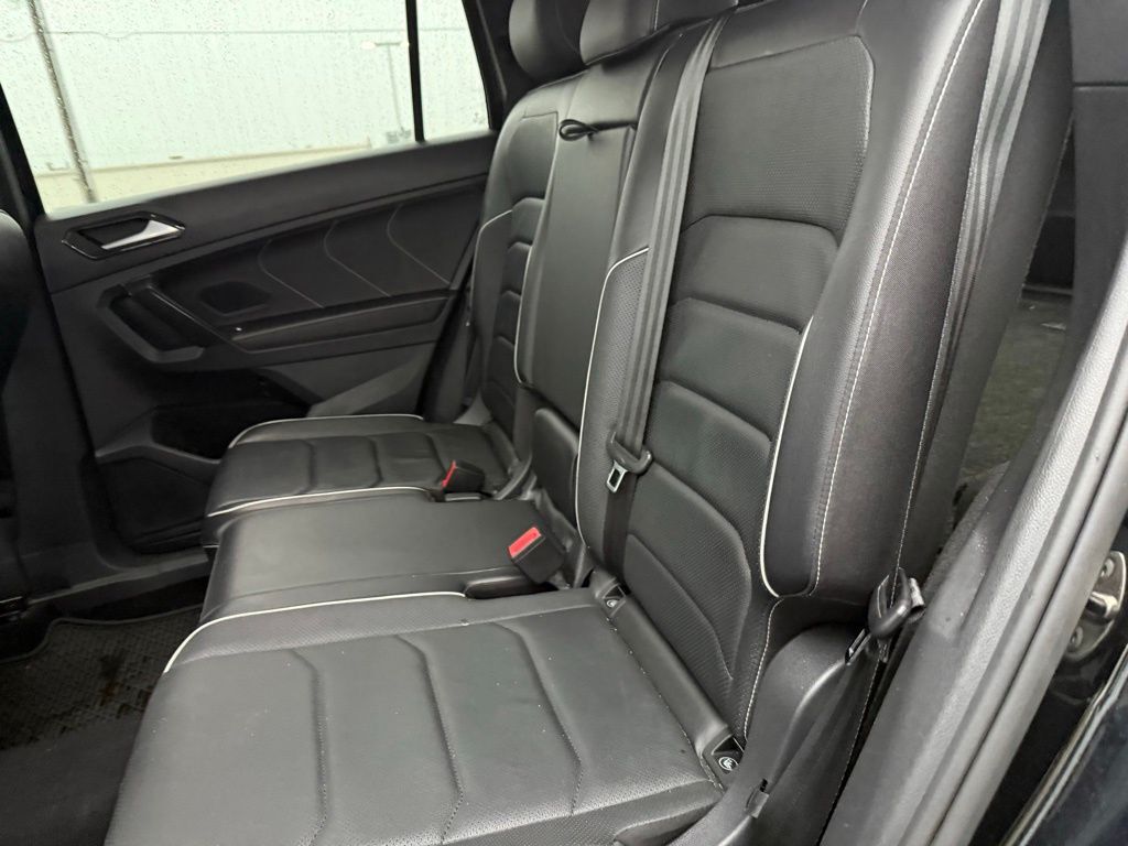 2022 Volkswagen Tiguan 2.0T SEL R-Line