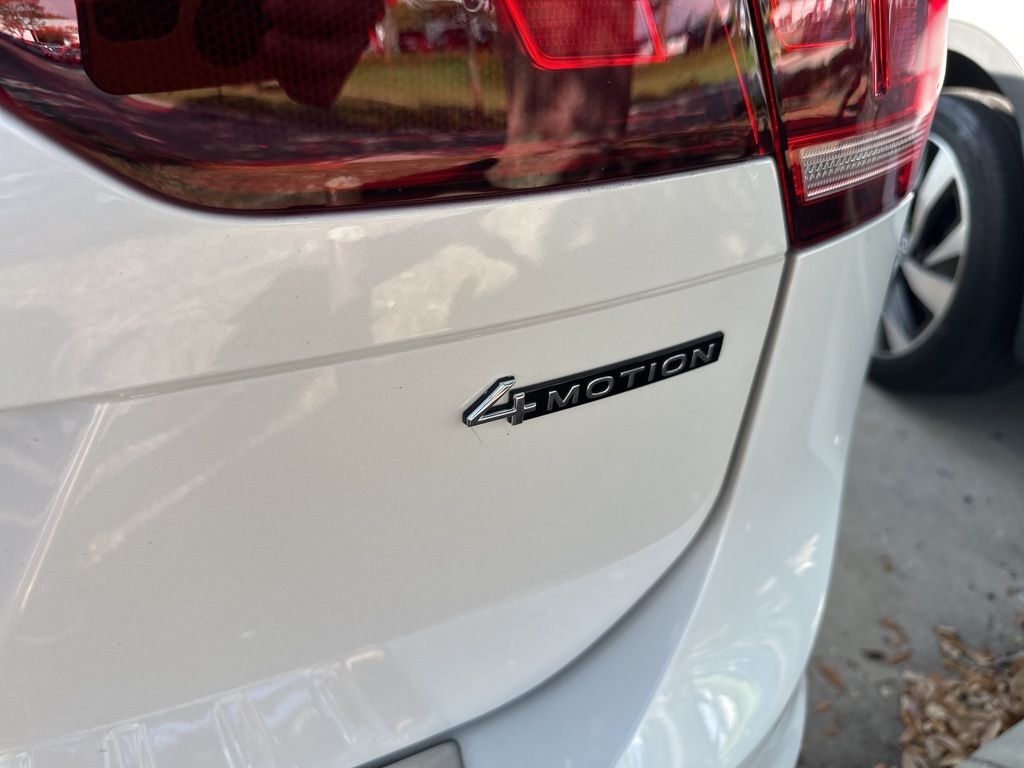 2022 Volkswagen Tiguan 2.0T SEL R-Line Tampa FL