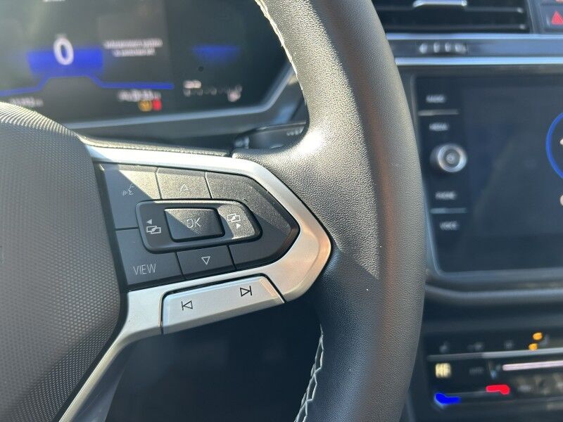 2022 Volkswagen Tiguan SE - PANORAMIC SUNROOF - 1 OWNER Whitinsville MA 2022 Volkswagen Tiguan SE - PANORAMIC SUNROOF - 1 OWNER Whitinsville MA