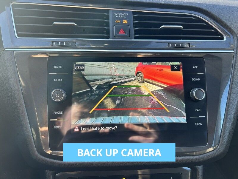 2022 Volkswagen Tiguan SE - PANORAMIC SUNROOF - 1 OWNER Whitinsville MA 2022 Volkswagen Tiguan SE - PANORAMIC SUNROOF - 1 OWNER Whitinsville MA