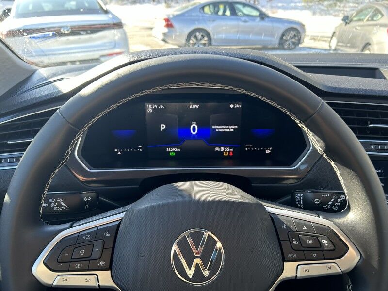 2022 Volkswagen Tiguan SE - PANORAMIC SUNROOF - 1 OWNER Whitinsville MA 2022 Volkswagen Tiguan SE - PANORAMIC SUNROOF - 1 OWNER Whitinsville MA