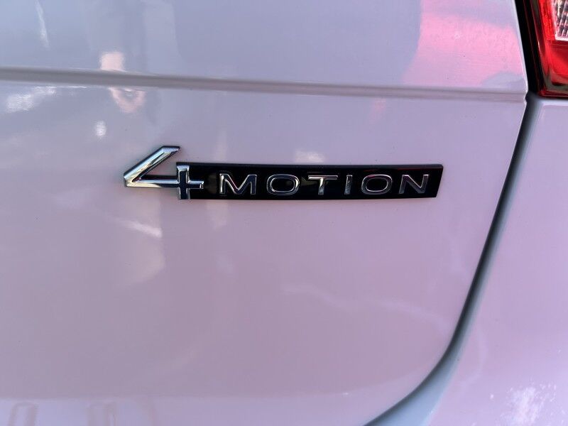 2022 Volkswagen Tiguan SE - PANORAMIC SUNROOF - 1 OWNER Whitinsville MA 2022 Volkswagen Tiguan SE - PANORAMIC SUNROOF - 1 OWNER Whitinsville MA