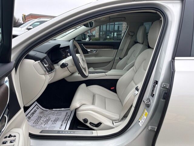 2022 Volvo S90 Inscription Springfield IL 2022 Volvo S90 Inscription Springfield IL
