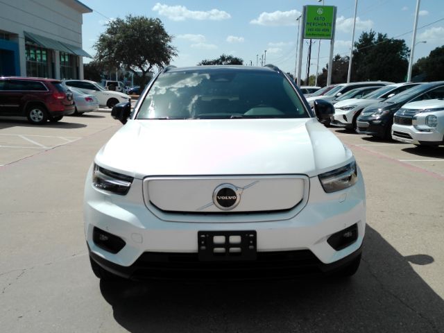 2022 Volvo XC40 Recharge Pure Electric P8 Twin Plus 2022 Volvo XC40 Recharge Pure Electric P8 Twin Plus
