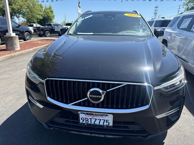 2022 Volvo XC60 B5 Momentum 2022 Volvo XC60 B5 Momentum
