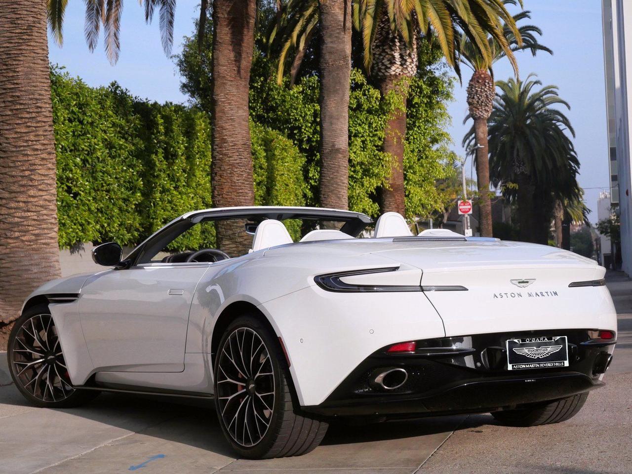 2023 Aston Martin DB11 Volante Volante