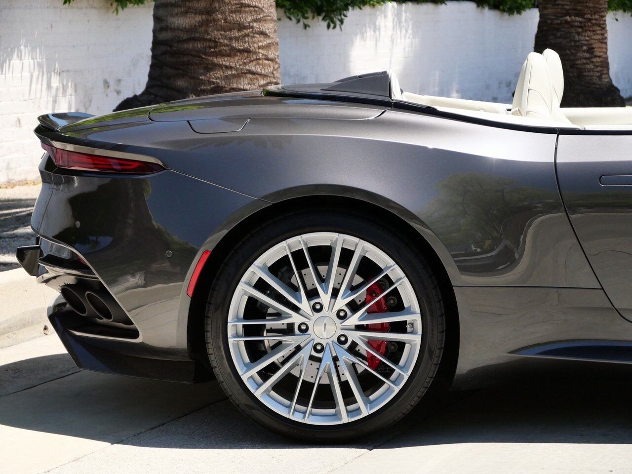 2023 Aston Martin DBS Volante Volante Lawrence KS