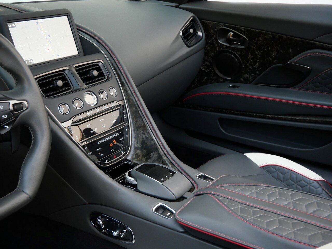 2023 Aston Martin DBS Volante Volante Lawrence KS
