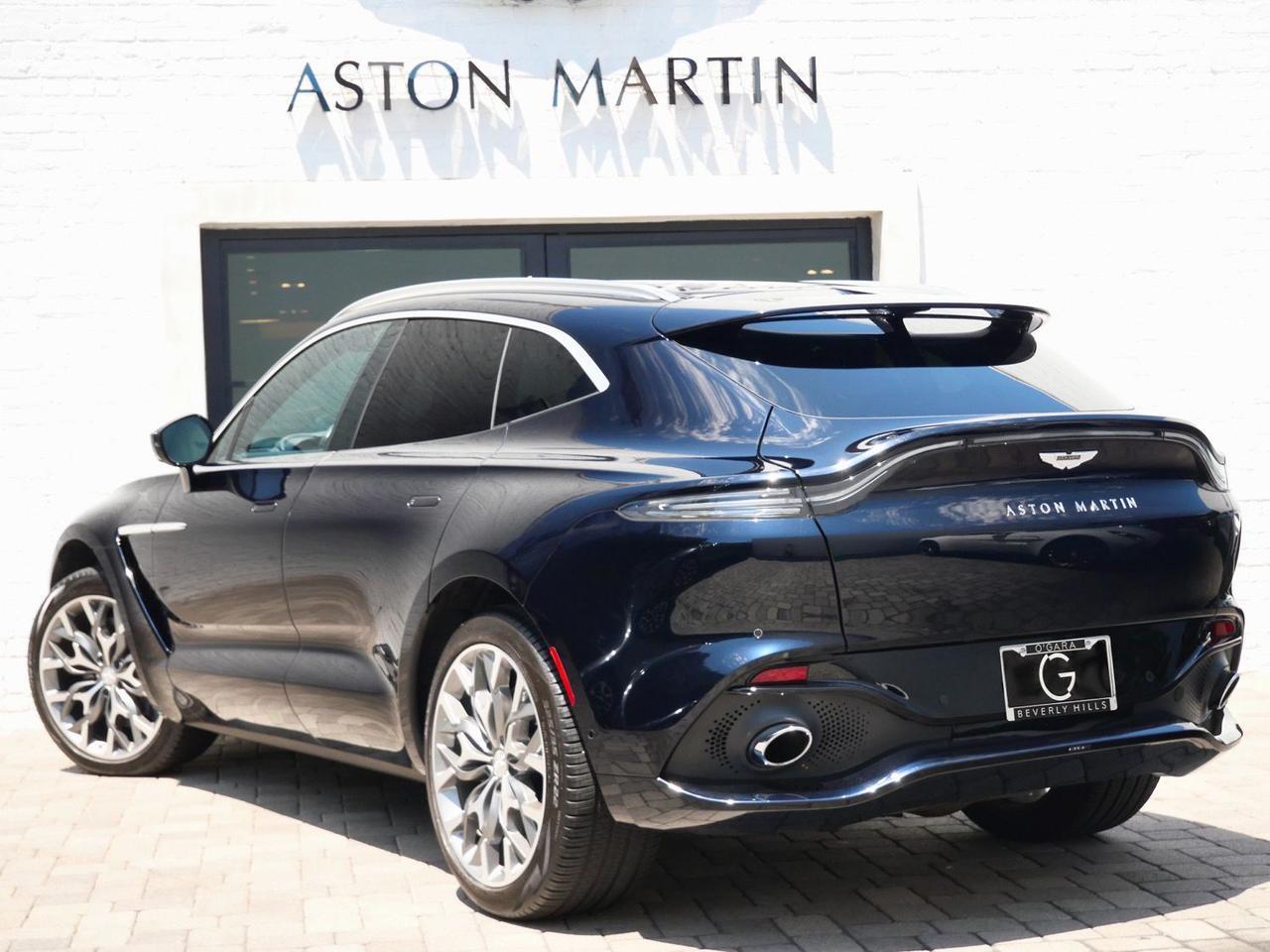 2023 Aston Martin DBX