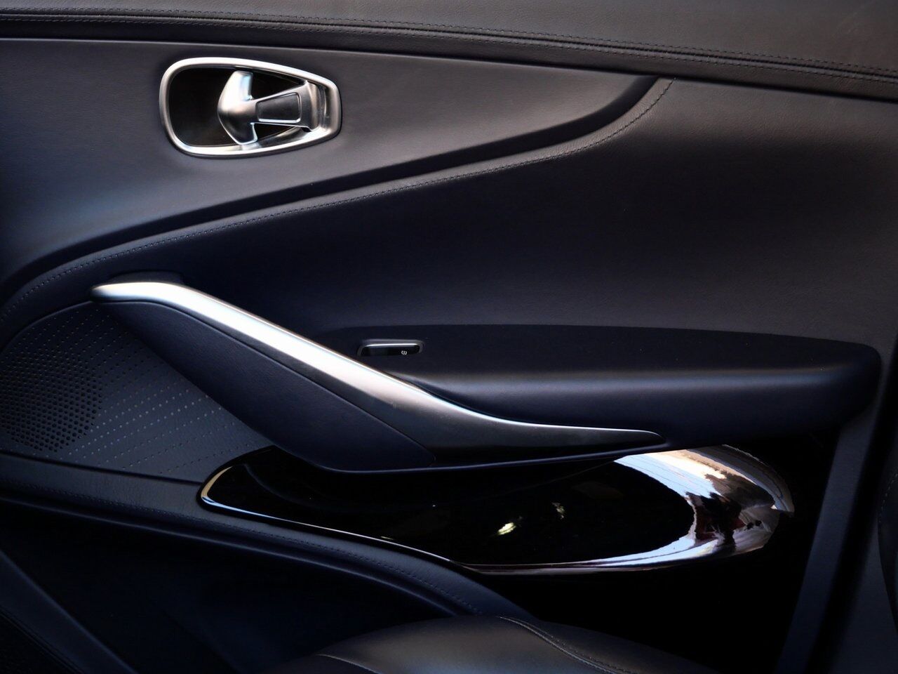 2023 Aston Martin DBX 707 707 Lawrence KS