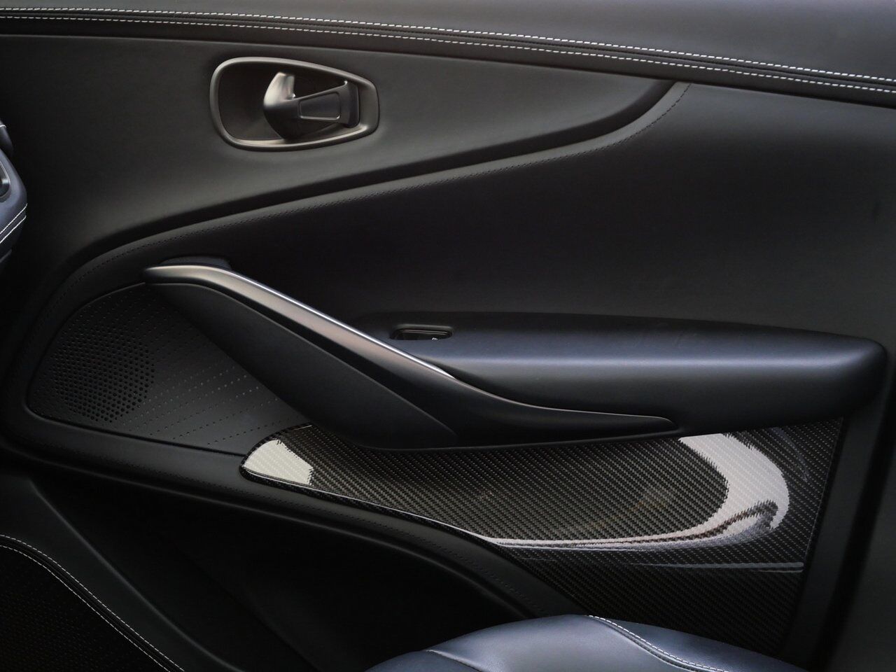 2023 Aston Martin DBX 707 707 Lawrence KS