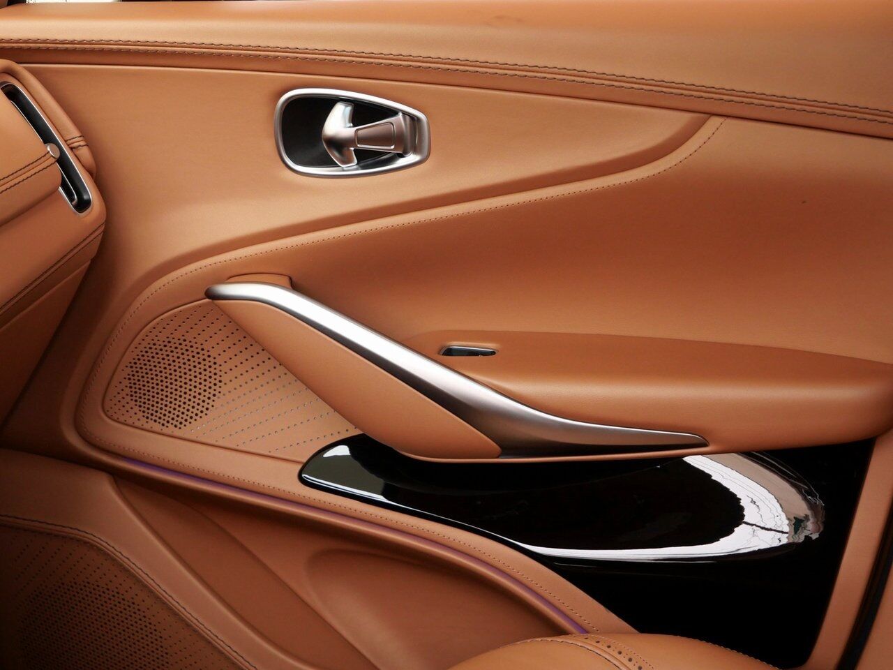 2023 Aston Martin DBX 707 707 Lawrence KS