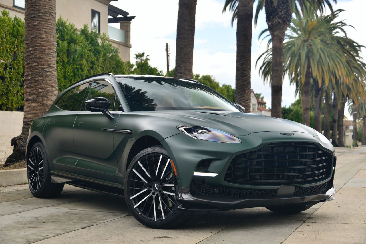 2023 Aston Martin DBX 707 707