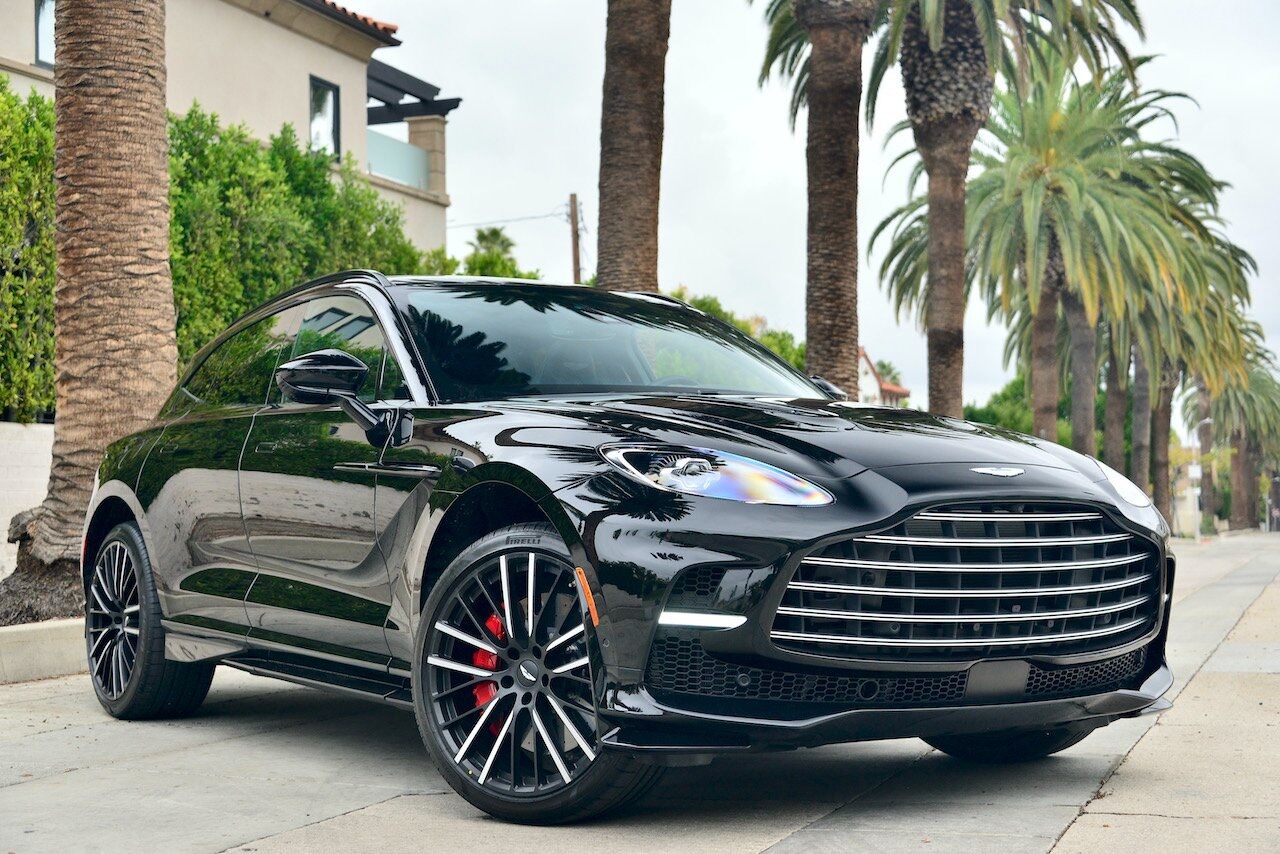 2023 Aston Martin DBX 707 707