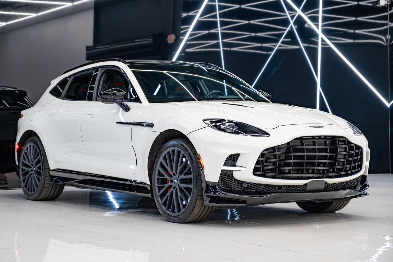 2023 Aston Martin DBX
