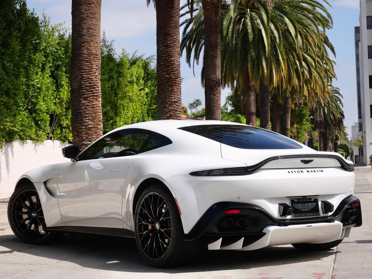2023 Aston Martin Vantage