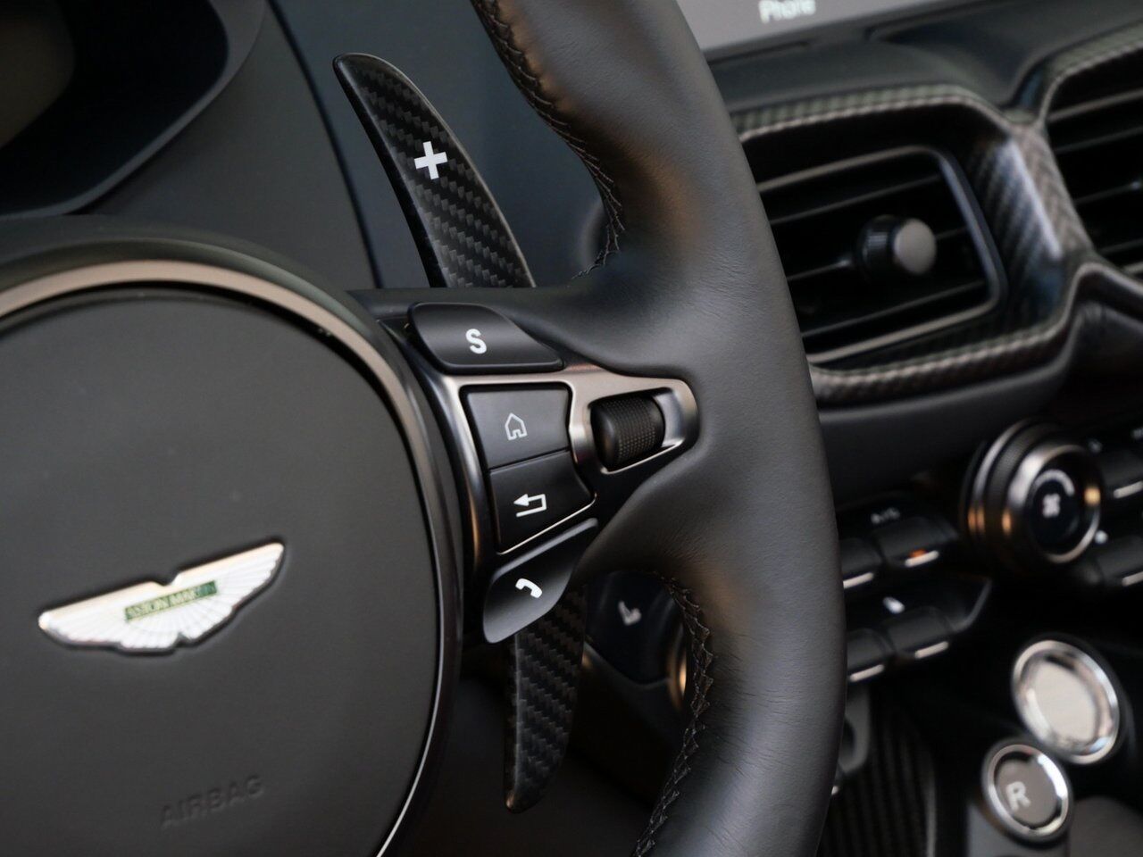 2023 Aston Martin Vantage Lawrence KS
