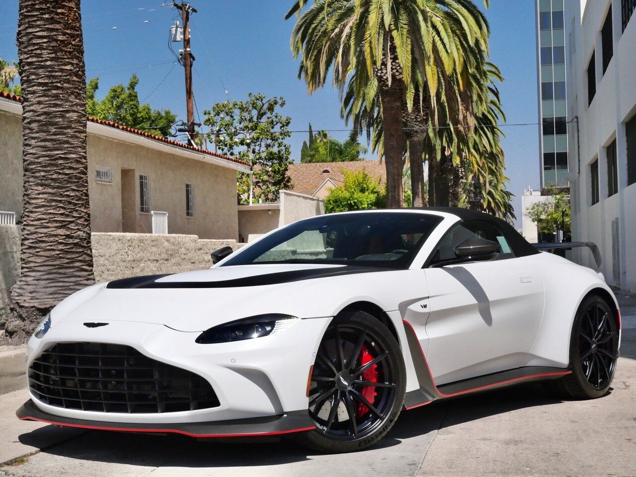 2023 Aston Martin Vantage Lawrence KS