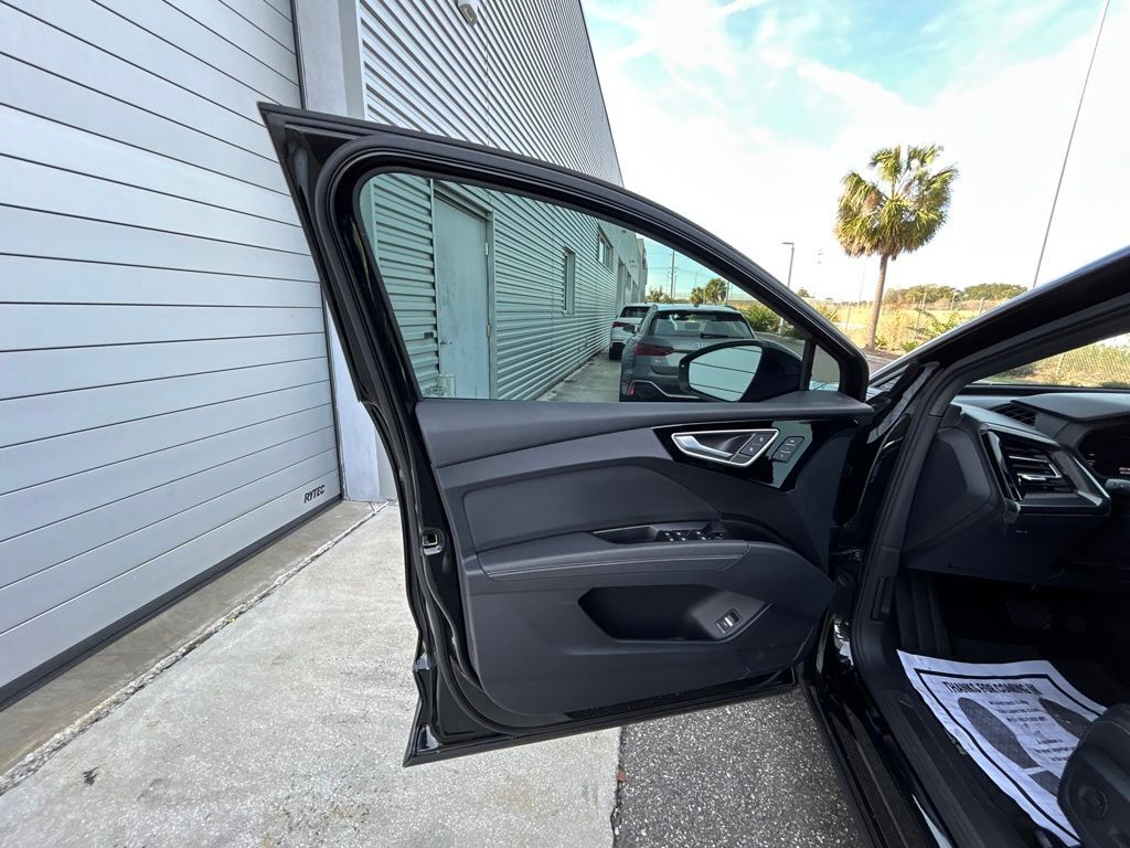 2023 Audi Q4 e-tron Premium Plus Lakeland FL