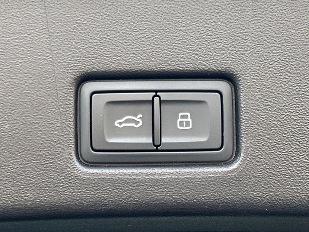 2023 Audi Q4 e-tron Premium Plus Lakeland FL