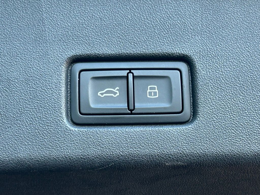 2023 Audi Q4 e-tron Premium Plus Lakeland FL