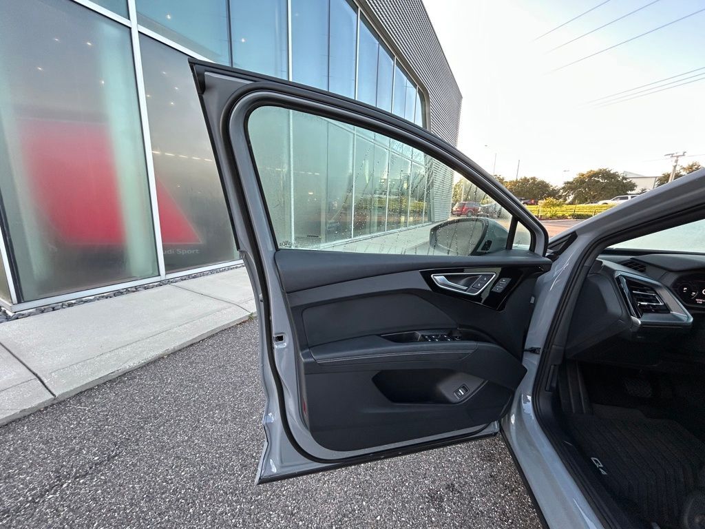 2023 Audi Q4 e-tron Premium Lakeland FL