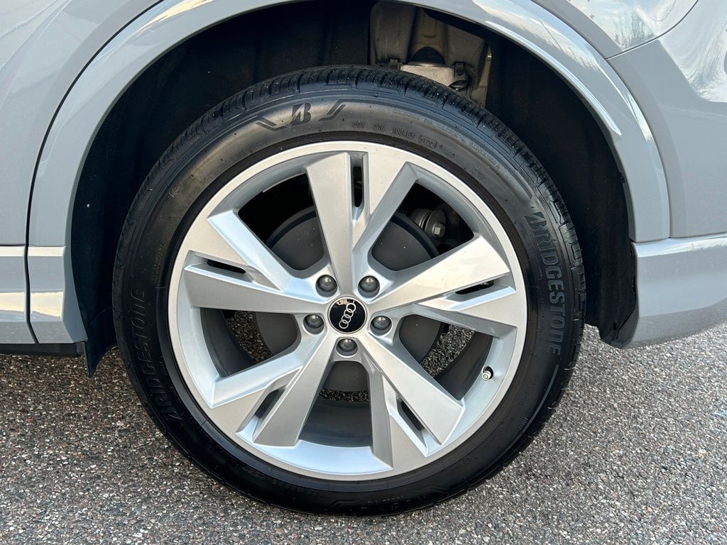 2023 Audi Q4 e-tron Premium Lakeland FL