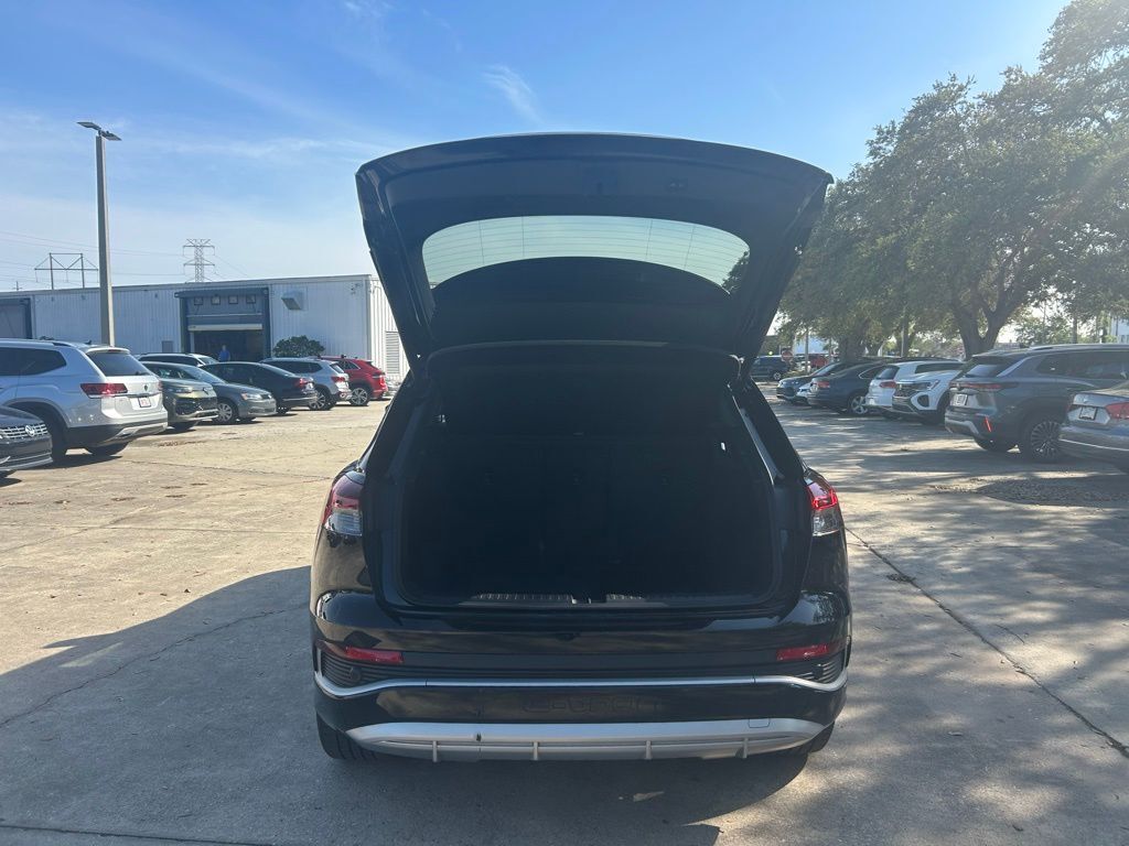 2023 Audi Q4 e-tron Premium Tampa FL
