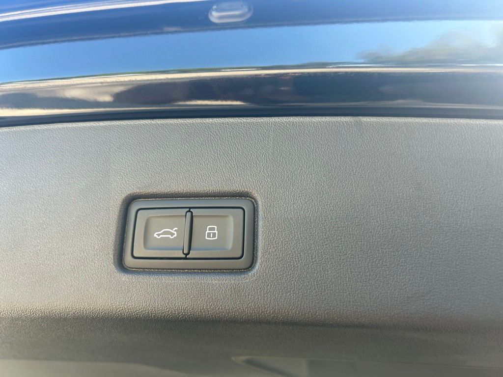 2023 Audi Q4 e-tron Premium Tampa FL