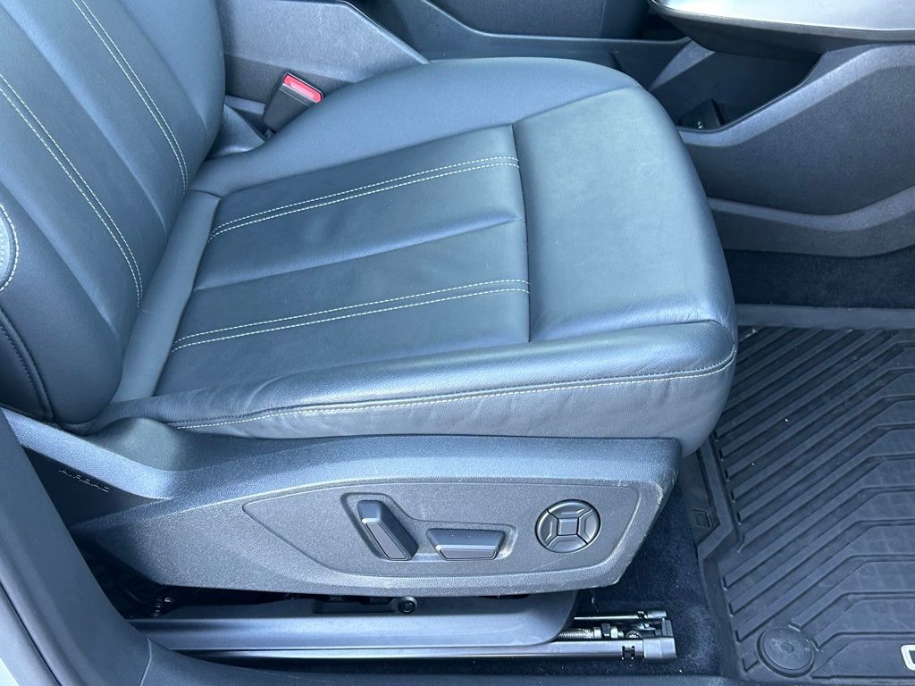 2023 Audi Q4 e-tron Prestige Lakeland FL