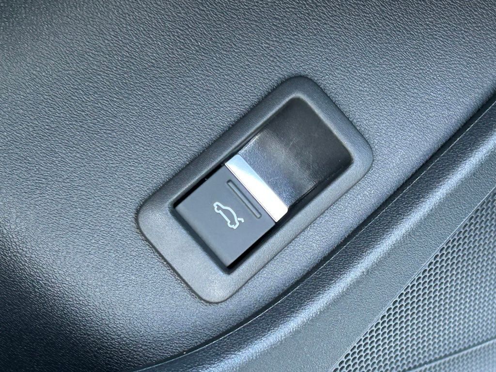 2023 Audi Q4 e-tron Prestige Lakeland FL