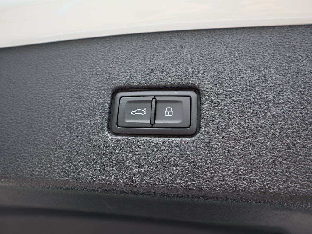 2023 Audi Q8 55 Premium Plus San Clemente CA