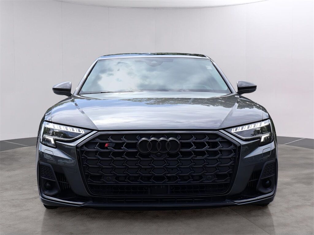 2023 Audi S8 4.0T