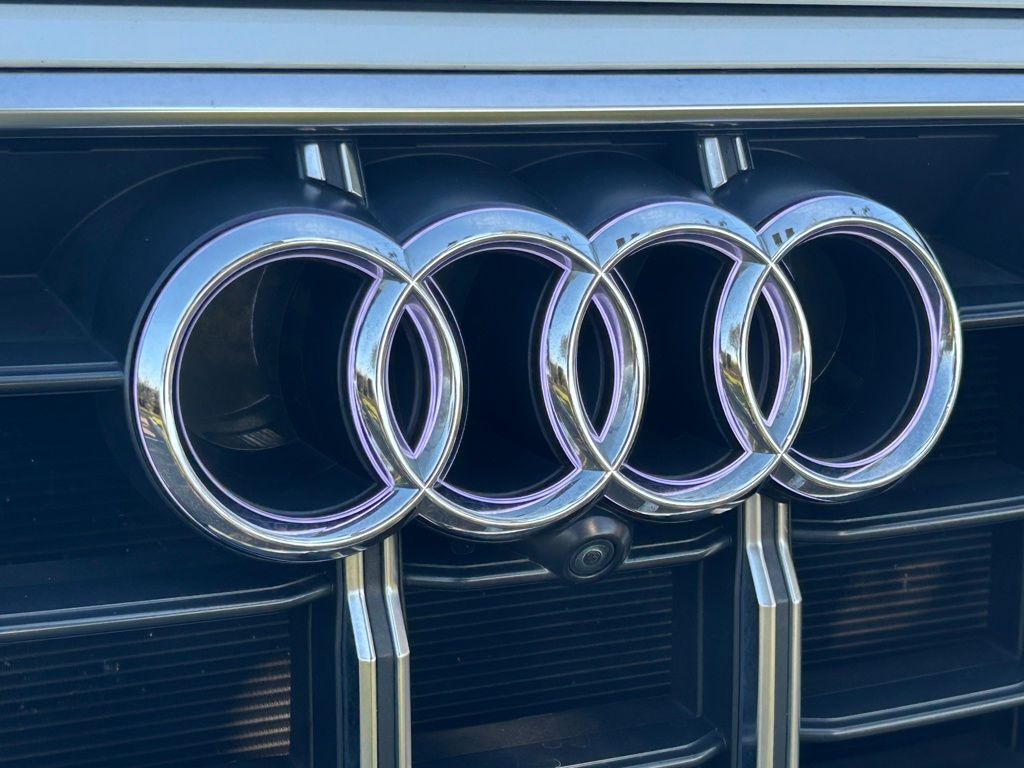 2023 Audi SQ7 Premium Plus Lakeland FL