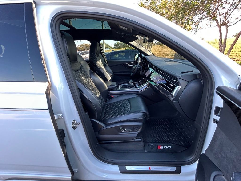 2023 Audi SQ7 Premium Plus Lakeland FL