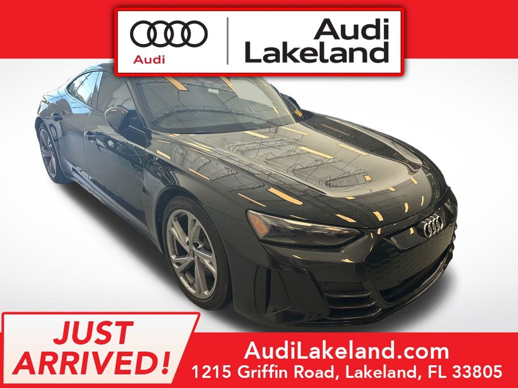 2023 Audi e-tron GT Premium Plus