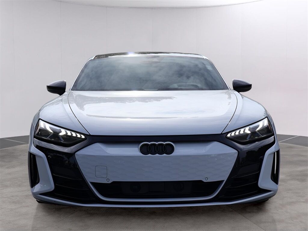 2023 Audi e-tron GT Prestige
