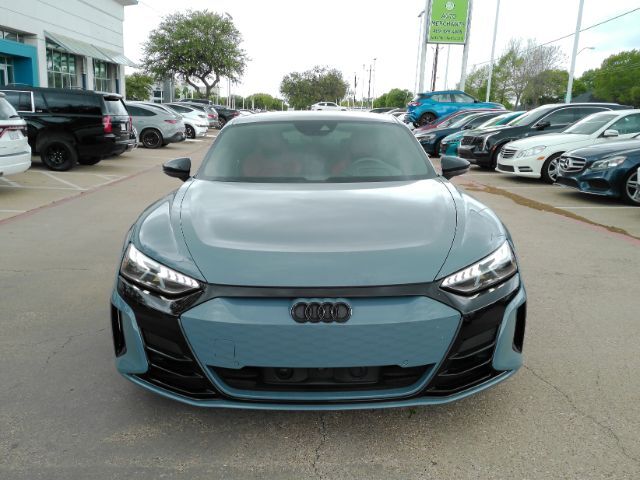 2023 Audi e-tron GT Prestige quattro 2023 Audi e-tron GT Prestige quattro