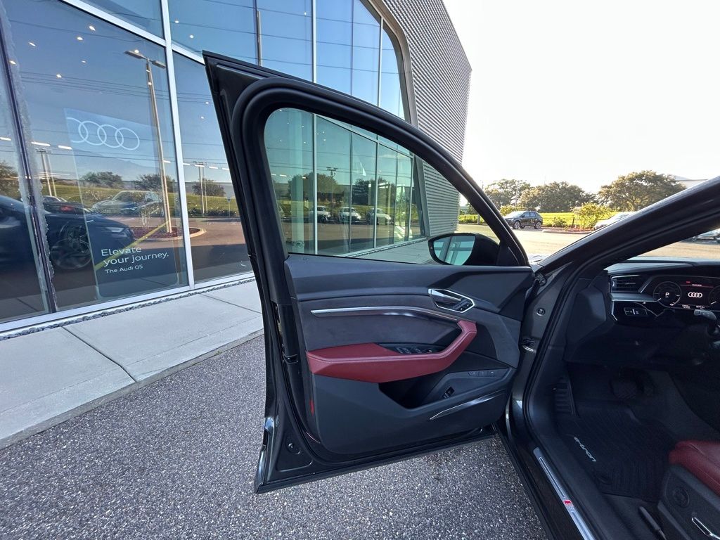 2023 Audi e-tron S Sportback Premium Plus Lakeland FL