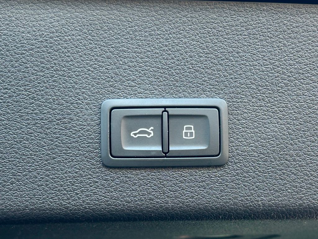 2023 Audi e-tron S Sportback Premium Plus Lakeland FL