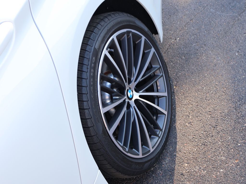 2023 BMW 5 Series 540i xDrive