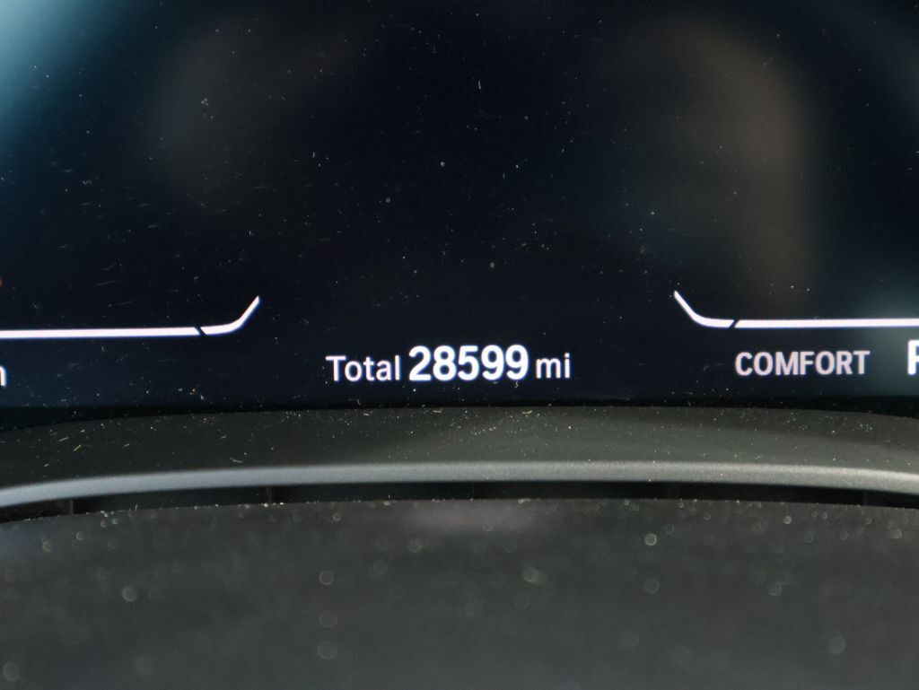 2023 BMW 5 Series M550i xDrive