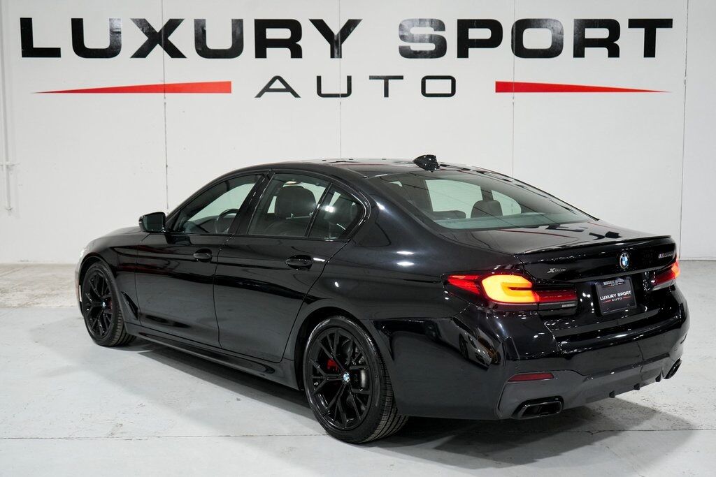 2023 BMW 5 Series M550i xDrive 2023 BMW 5 Series M550i xDrive