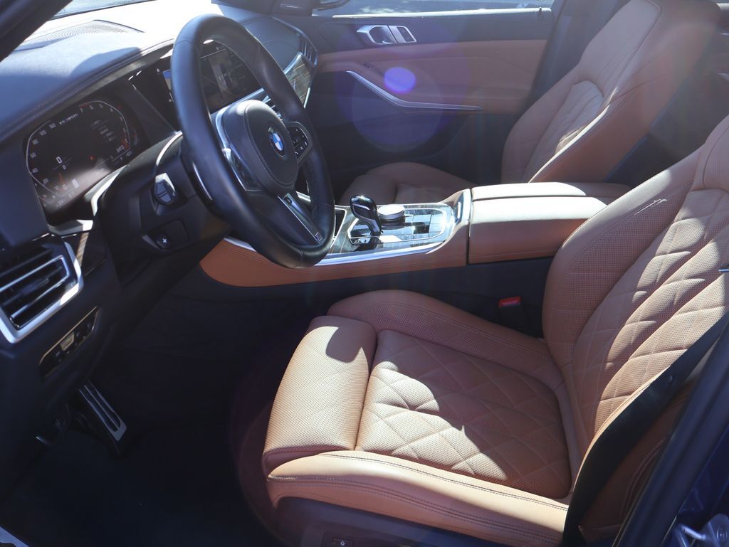 2023 BMW X5 M50i