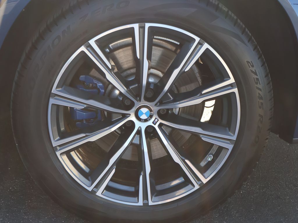 2023 BMW X5 M50i