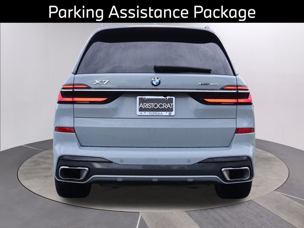 2023 BMW X7 xDrive40i
