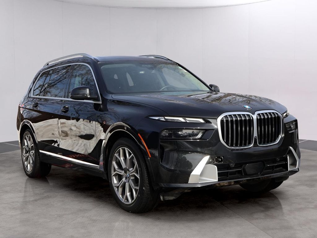 2023 BMW X7 xDrive40i