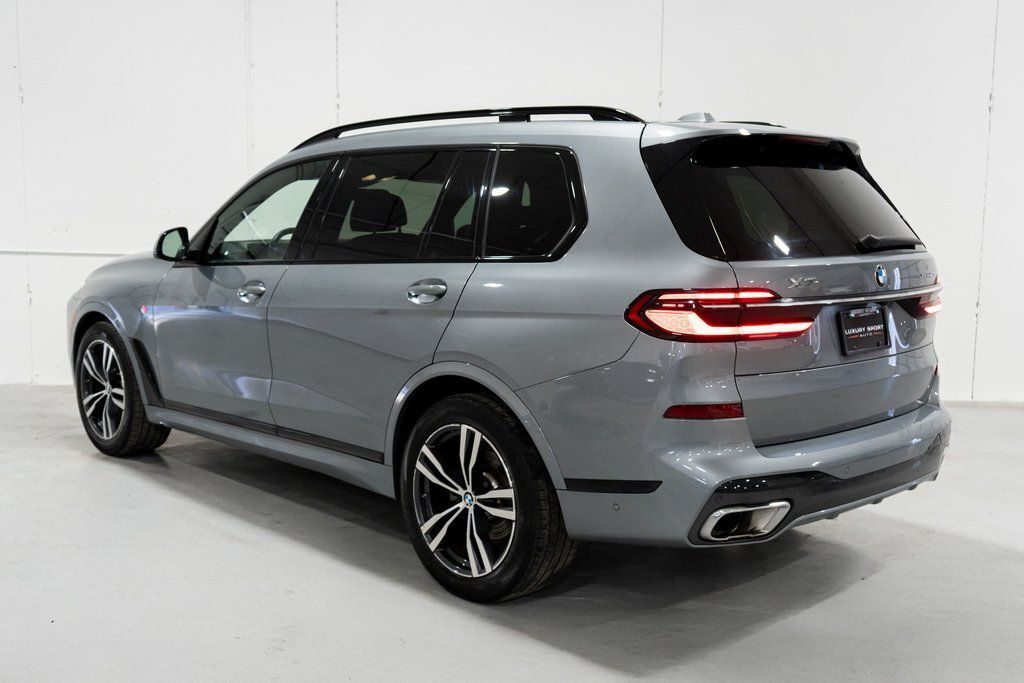 2023 BMW X7 xDrive40i 2023 BMW X7 xDrive40i
