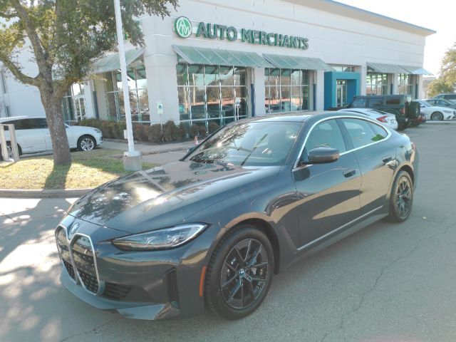 2023 BMW i4 40's photo