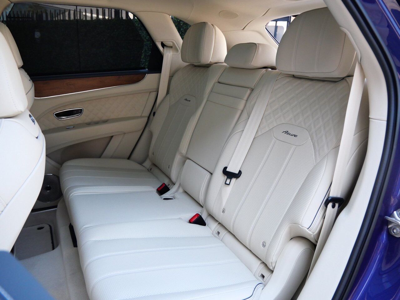 2023 Bentley Bentayga Azure Azure Lawrence KS